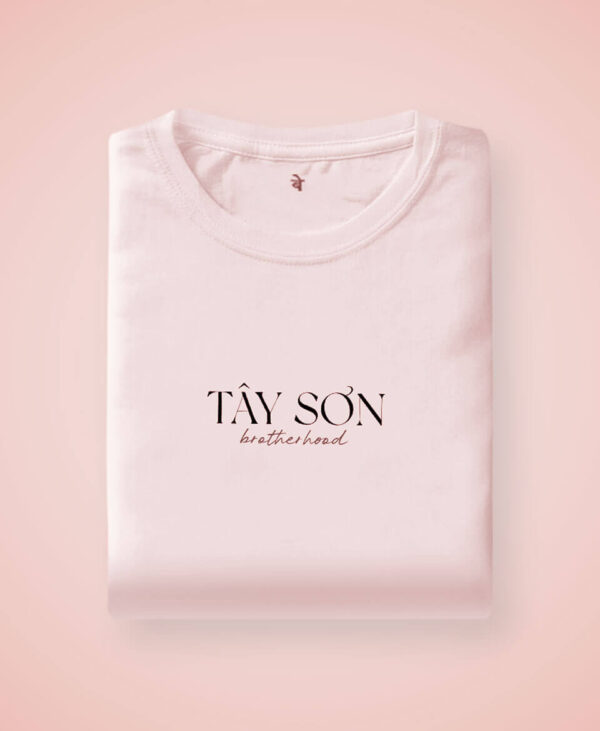 ⁦T-Shirt Name 4⁩ - الصورة ⁦3⁩